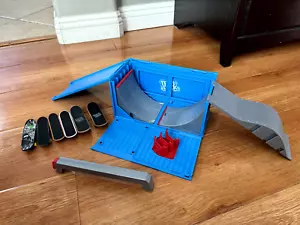 Tech Deck Transforming SK8 Container Pro Modular Skatepark 6 Finger Boards - Imagen 1 de 10