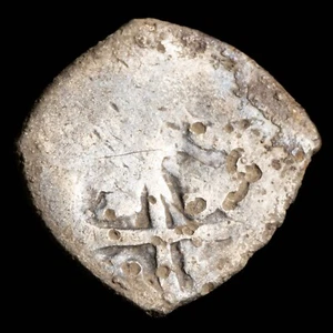 1/2 Silver Real Macuquino (Spanish Cobs) - 14 mm / 1.40 gr. - Bild 1 von 3
