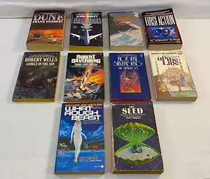 VTG Group 10 Science Fiction Paperback Books Frank Herbert Silverberg More (GP6) - Picture 1 of 14