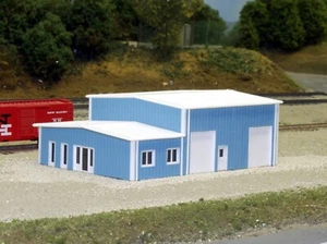 Rix Products ~ N Scale ~ Concrete Foundation with Steps ~ 541-8006 - Picture 1 of 1