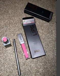 Rinna Beauty by Lisa Rinna - The Pinky Lip Kit - Picture 1 of 1