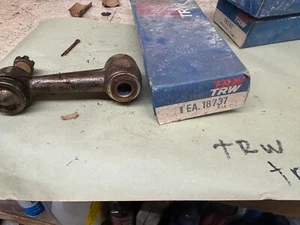TRW 18737 IDLER ARM 9w. 1967 - 1978 ELDORADO OLDSMOBILE TORONADO - Picture 1 of 3