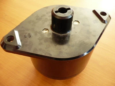 VEB Hauptschalter Batterieschalter Takraf Gabelstapler DFG 3202 6302 T174 IFA