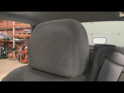 Reposacabezas usado se adapta a: camioneta Chevrolet Silverado 1500 2006 grado A Foto 1 de 4