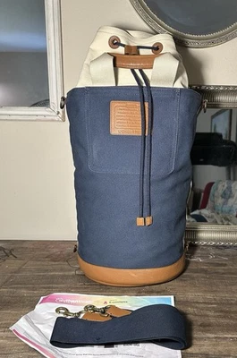 Coach F71272 Heritage Beach Canvas Barrel Bag Vintage Navy/Saddle Rare find - Image 1 of 4