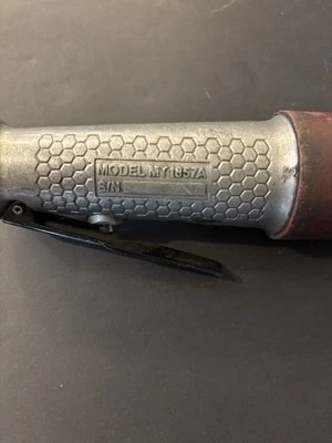 Trinquete de aire Matco Tools 3/8 Foto 1 de 2