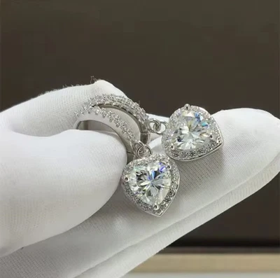 Orecchini in oro bianco 14 carati e moissanite  - Imagen 1 de 4