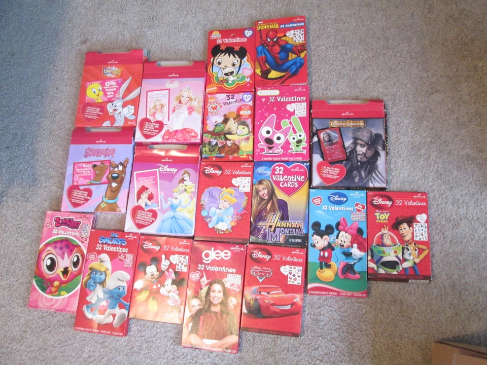  Tarjetas de San Valentín para niños de escuela/guardería/fiesta 24 OPCIONES DE DISEÑO Foto 1 de 1