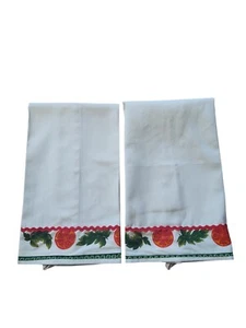 Set Of 2 Veggies Upcycled Tea Towels 15x28 Handmade New - Picture 1 of 5