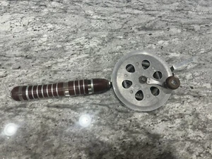 Vintage Ice Fishing Rod and Reel - Unbranded - Picture 1 of 21