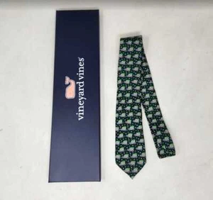 New boys Woody & Tree Vineyard Vines winter Christmas tie - Picture 1 of 8