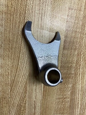 Horquilla de cambio de marchas Suzuki Nº3 25231-27C01 1989 - 1991 RM125. Foto 1 de 4