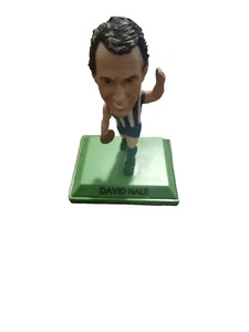 2009 SELECT AFL COLLECTIBLE STARS COLOR FIGURINE No-31 DAVID HALE-NTH. MELB. - Picture 1 of 4