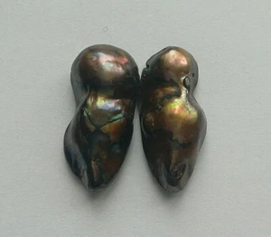 2 Iridescent Brown Freshwater Pearl Beads. 10x25/10x24 mm. Beading/Craft - Picture 1 of 12
