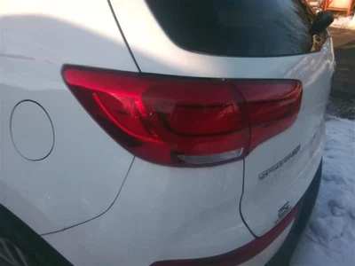 Motor de caja de fusibles compatible con 14-16 SPORTAGE 896915 Foto 1 de 4