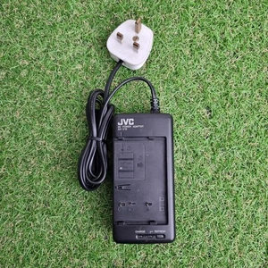 Genuine JVC AA-V15EA AC Power Adapter Camcorder Battery Charger - Tested - Picture 1 of 4