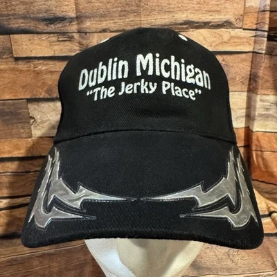 Gorra The Jerky Place Dublin Michigan negra plateada llamas correa ajustable Foto 1 de 4