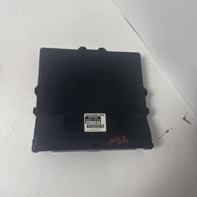 Módulo de control de gestión de energía Lexus Ct200h 2016 89681-76270 Foto 1 de 4