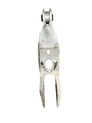 2019-2023 PORSCHE CAYENNE REAR LEFT SIDE LOWER CONTROL ARM SPRING PERCH OEM - Изображение 1 из 4