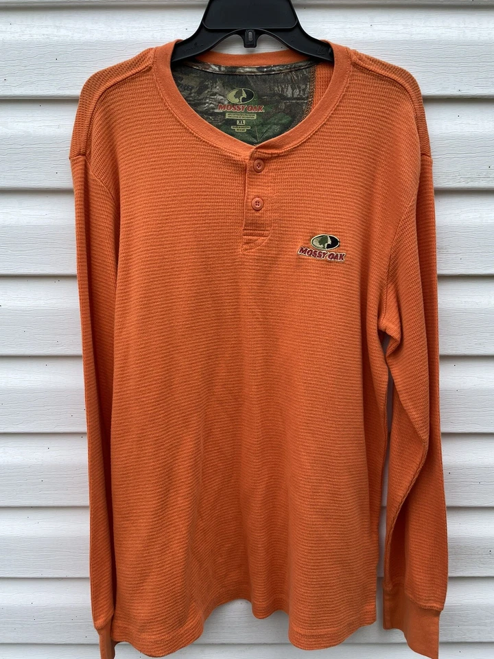 Mossy Oak 1/4 Button Long Sleeve Shirt XL - Image 1 of 4