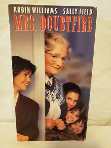 VHS Mrs. Doubtfire Robin Williams Sally Field Pierce Brosnan Harvey Fierstein - Bild 1 von 4