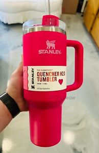 Stanley Valentines Day Heart 40oz -Target Exclusive- Cosmo Pink Tumbler💝IN HAND