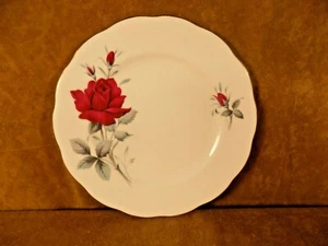 ROYAL ALBERT ENGLAND--SWEET ROMANCE--DESSERT PLATES - Picture 1 of 2