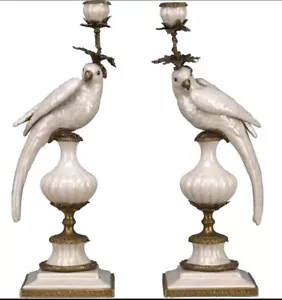 Par de candelabros de porcelana y bronce estilo antiguo loro - 19"" H - Imagen 1 de 8