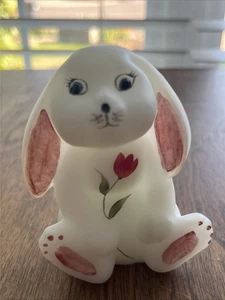 Fenton Glass Dewdrops Lop-Eared Bunny Opal Satin PNWFA 02’ Figurine Signed - Picture 1 of 7