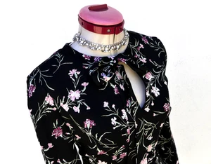 CUE Black Floral Print Pussy Bow TOP Size Aus 12 NWT Long Sleeve Pink Cottage - Picture 1 of 6