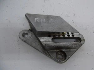 YAMAHA XJ750 MAXIM RIGHT-HAND FRONT FOOTREST HANGER - Picture 1 of 2