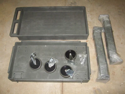 Quantum PC3518-33 Polymer Mobile Cart, 2 Shelf, 550LBS Limit, 34" x  17" x 32" - Image 1 of 4