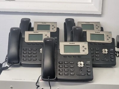 JOBLOT OF 5x YEALINK T23G SIP-T23G PoE BUSINESS IP PHONES WITH DESK STANDS - Image 1 of 4