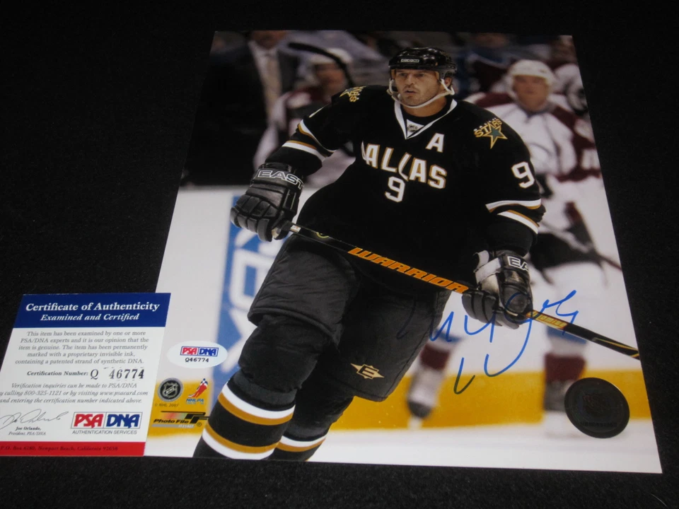 MIKE MODANO SIGNED 8X10 PHOTO PSA/DNA DALLAS STARS 5 - Image 1 of 1