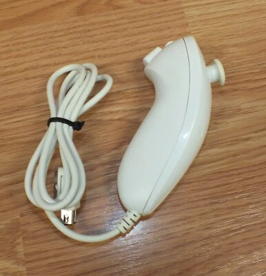 Nintendo (RVL-004) White Nunchuk Navigation Controller For Wii & Wii U **USED** - Image 1 of 4