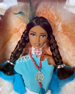 Muñeca Barbie Espíritu Nativo Americano Espíritu Espíritu Espíritu Espíritu Espíritu 2002 53861 Toys R Us  Foto 1 de 4