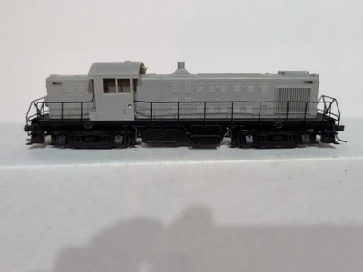  HO Atlas Classic ALCO RS-1 Undecorated Locomotive Runs Good - Image 1 of 4