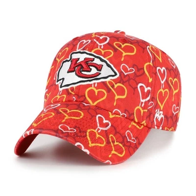 Sombrero ajustable juvenil Kansas City Chiefs '47 ** Nuevo con etiquetas ** Estampado de corazones rojos por todas partes Foto 1 de 2