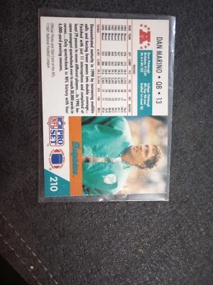 1991 Pro Set Dan Marino #210 Miami Dolphins QB - Image 1 of 4