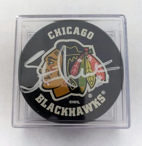 Stanley Mikita Signed Puck - Picture 1 of 3