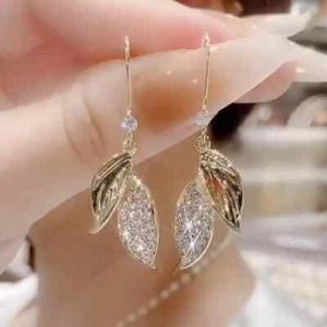 Elegant LEAF Crystal Rhinestone Fashion Drop Earrings Gift Dress Accessory - Picture 1 of 3