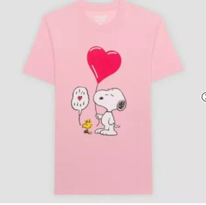 Women's Snoopy Woodstock Heart Short Sleeve Graphic T-Shirt - Pink Size XL - Picture 1 of 2