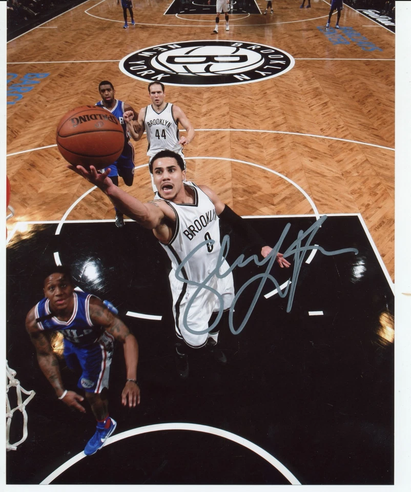-Shane Larkin- Foto firmada/autógrafo/automática de baloncesto de la NBA Brooklyn Nets Foto 1 de 1