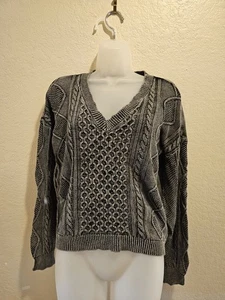 Suéter No Boundaries Talla L Negro Envejecido Lavado Tejido por Cable Relajado Cuello en V Nuevo - Imagen 1 de 5