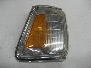 PARKLAMP 4 Runner Pickup 1989 89 90 91 Left 32183 - Picture 1 of 8