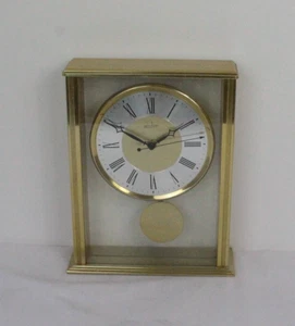 Acctim Pendulum Mantle Clock Quartz With Moving Pendulum Gold And Glass Case - Bild 1 von 4