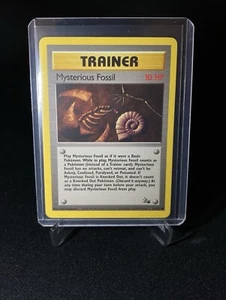 Pokémon TCG Trainer Mysterious Fossil 62/62 Regular Unlimited Common WOTC - Foto 1 di 2