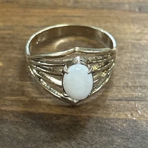 Anillo Electro-Placa Oro Pesado 14KT Piedra Blanca Talla 6.75 2 Gramos - Imagen 1 de 7
