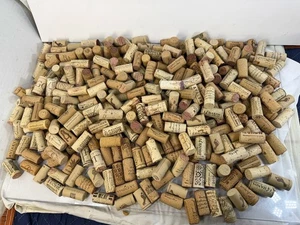 Used Wine Corks Assorted Mixed Lot of 322 Coopers Hawk Ghost Pines Benziger Clos - Picture 1 of 9
