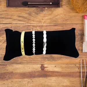 Orologio Cuscino Bracciale Lungo Gioielli Flanella Uomo Cuscino Espositore Morbido - Foto 1 di 12